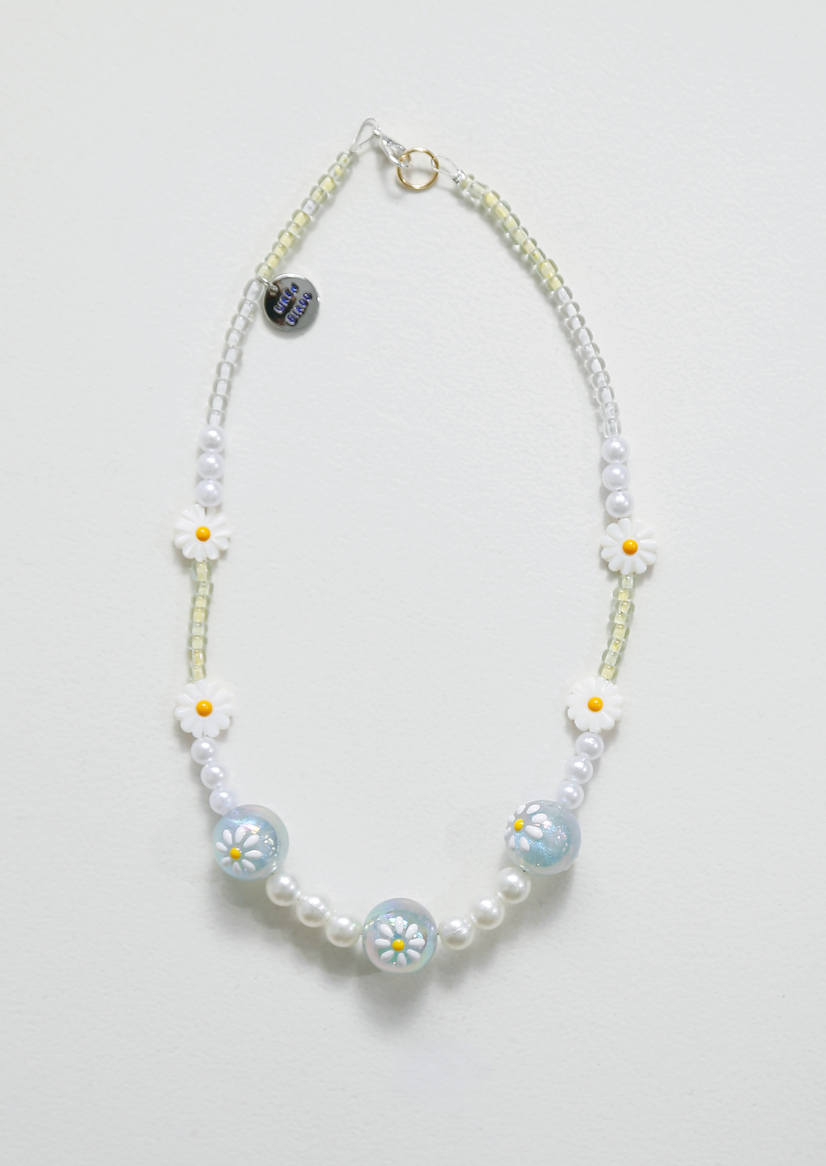 Flower Pearl Necklace